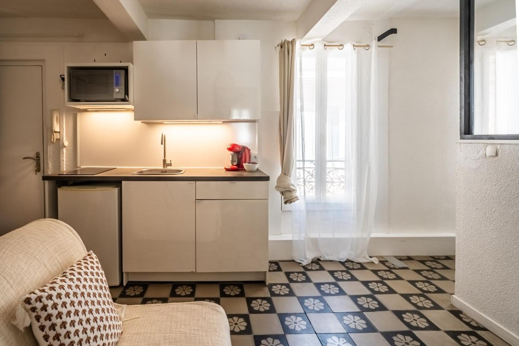 Charmant Studio Rue Droite Narbonne Exterior photo